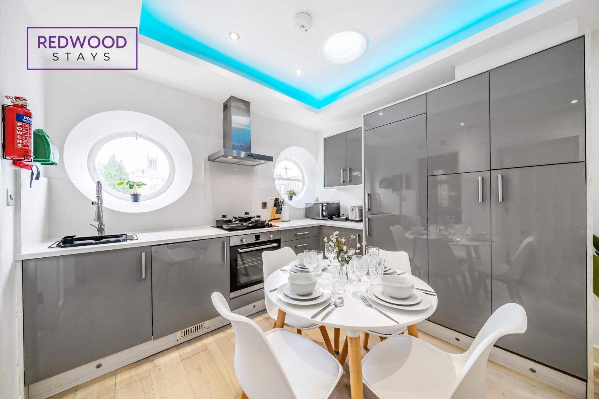 Brand New, 1 Bed 1 Bath, Modern Town Center Apartment, Netflix By Redwood Stays Aldershot Esterno foto