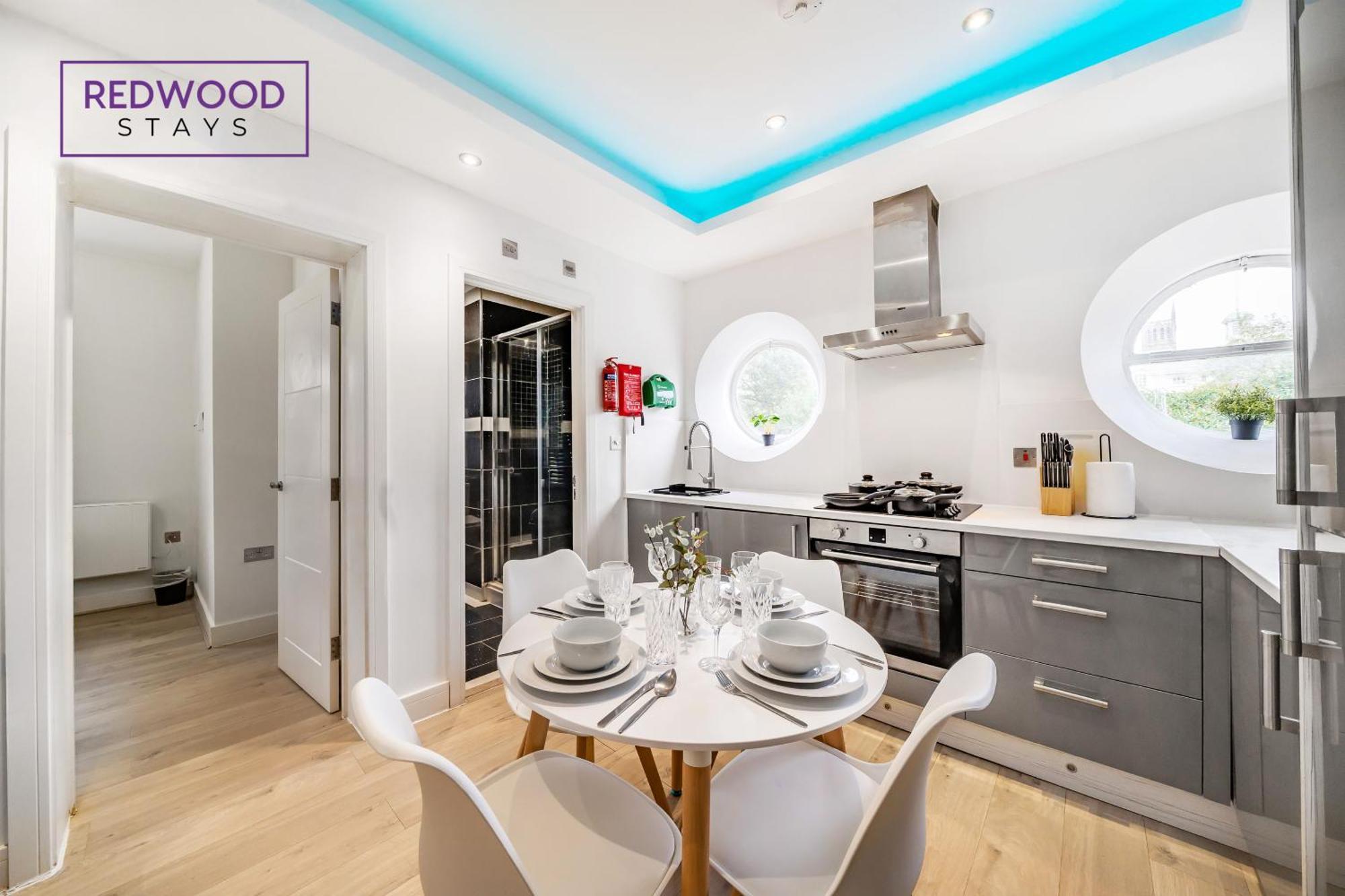 Brand New, 1 Bed 1 Bath, Modern Town Center Apartment, Netflix By Redwood Stays Aldershot Esterno foto